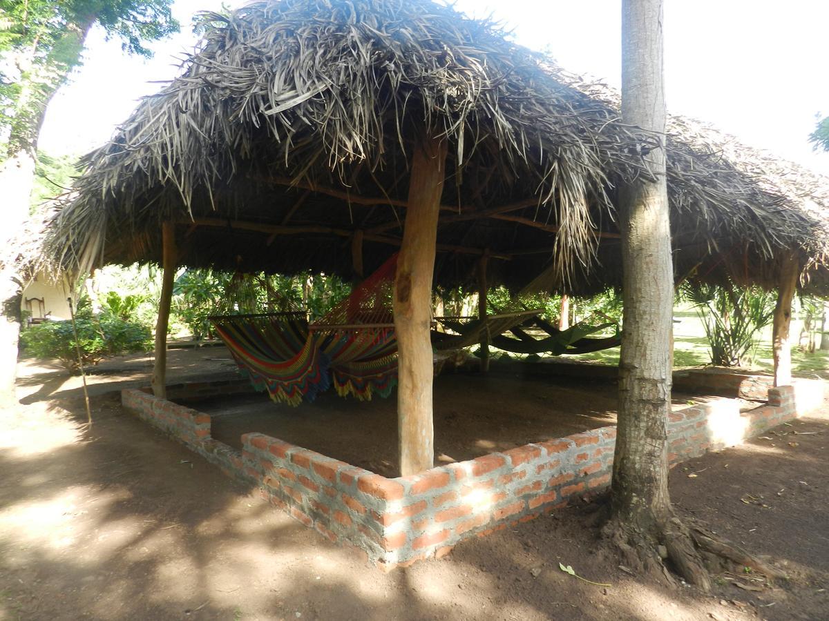 Hostal Y Restaurante Rancho Mérida Esterno foto